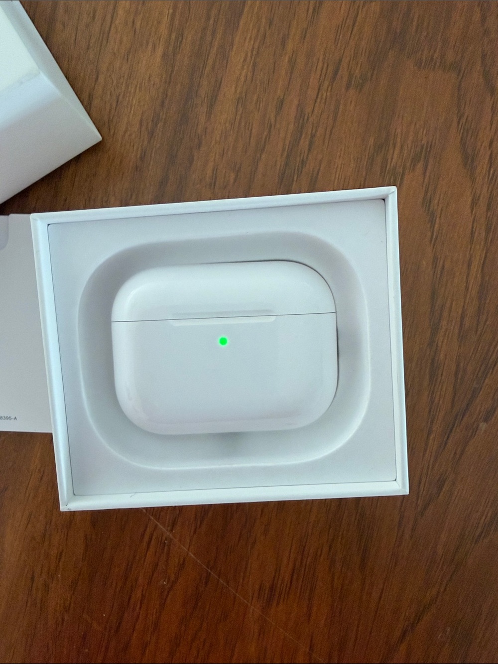 Apple air pods pro 3 True Wireless Earbuds with Charging Case - Picture 8 of 8